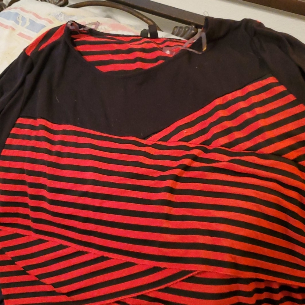 Long sleeve Allie & Rob Top